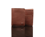 Classic Trifold Leather Wallet in Brown